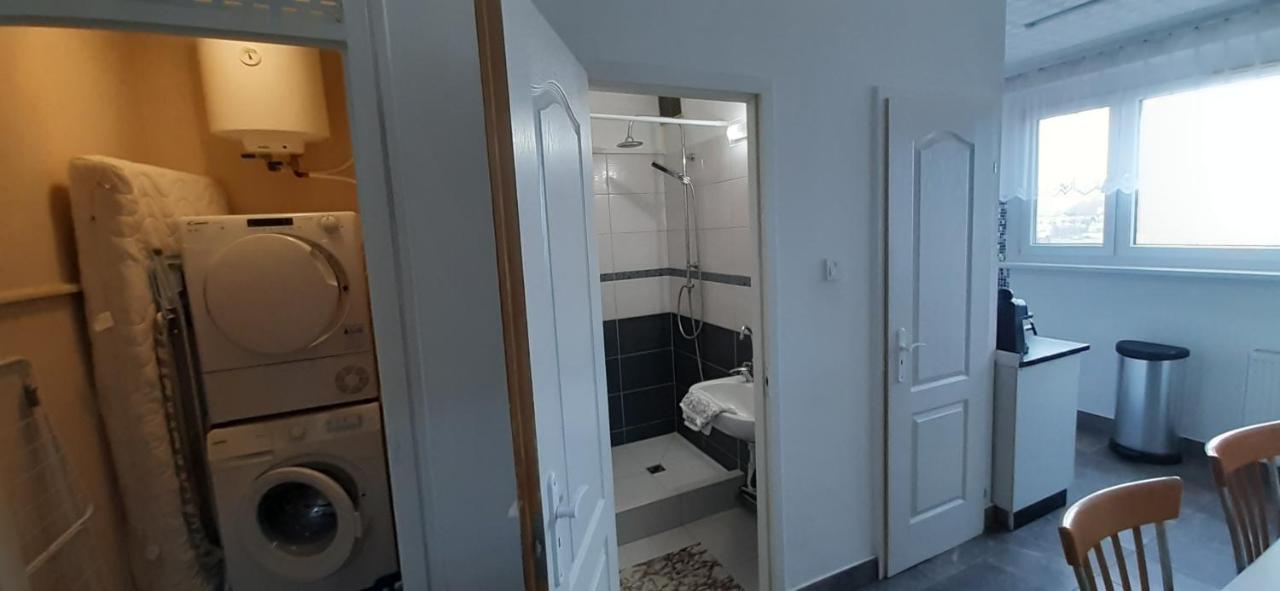 Panel Hause Kazincbarcika Lägenhet Exteriör bild